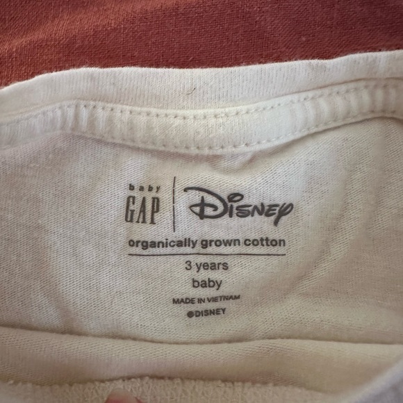 Minnie Mouse tee with sparkle shoes and puff sleeves - Picture 4 of 4